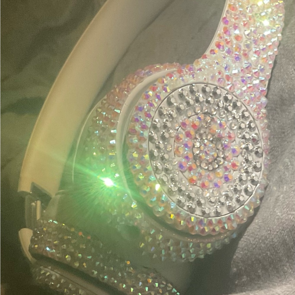 New NIB RTS Custom Beats by Dre 4 Rhinestone Crystal embellished Headphones